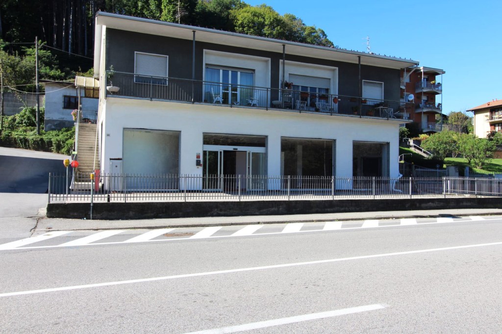 LOCALE COMMERCIALE GERMIGNAGA