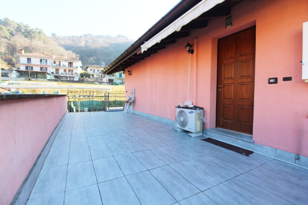 APPARTAMENTO SEMINDIPENDENTE